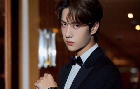 李沁爆料肖战王一博视频,揭秘兄弟情深背后的感人瞬间