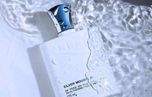 银色山泉哪个明星在用,引领时尚潮流的璀璨之星